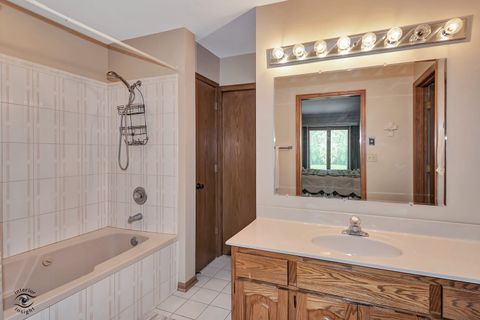 Tiny photo for 8827 Clearview Drive, Orland Park, IL 60462 (MLS # 12627119)