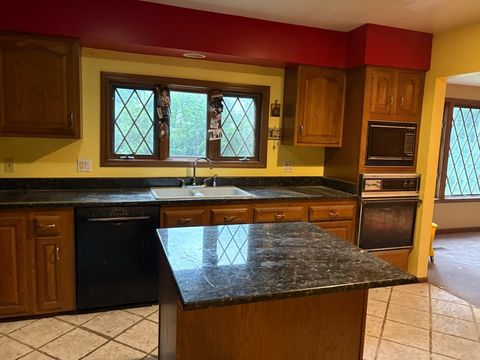 Tiny photo for 1644 W Homewood Avenue, Springfield, IL 62704 (MLS # 12673192)