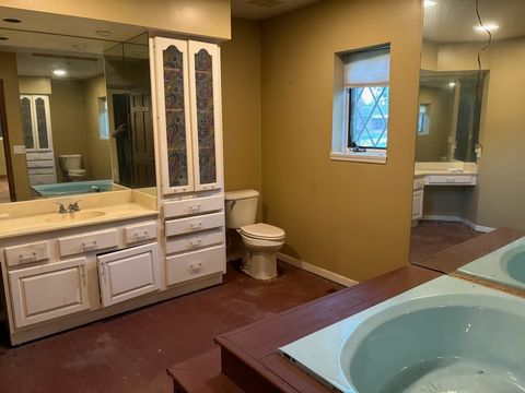 Tiny photo for 1644 W Homewood Avenue, Springfield, IL 62704 (MLS # 12673192)