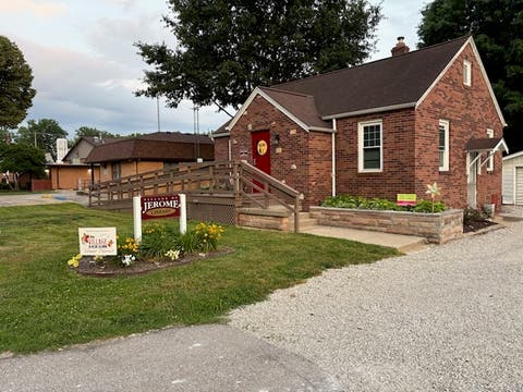 Tiny photo for 1644 W Homewood Avenue, Springfield, IL 62704 (MLS # 12673192)