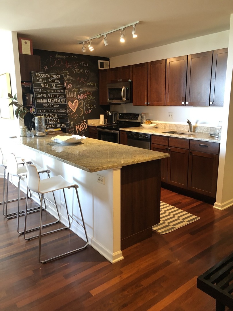 222 E Pearson Street 702