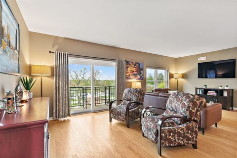 Tiny photo for 104 N Plum Grove Road #504, Palatine, IL 60067 (MLS # 12631790)