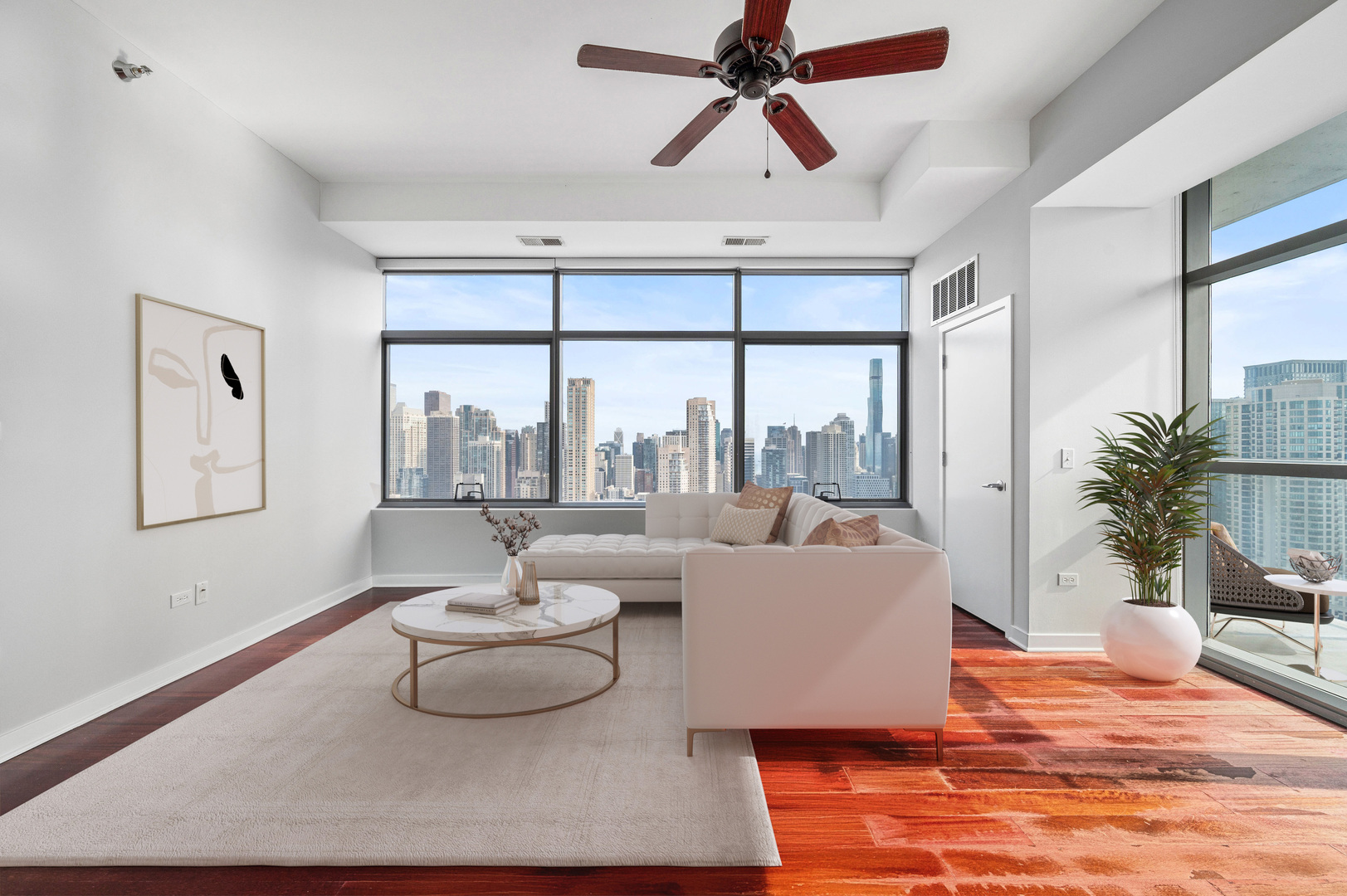 303 W OHIO Street 3703