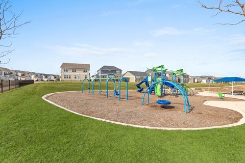 Tiny photo for 3001 Semple Way, Mundelein, IL 60060 (MLS # 12602422)