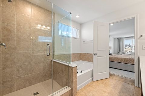 Tiny photo for 3001 Semple Way, Mundelein, IL 60060 (MLS # 12602422)