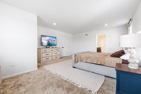 Tiny photo for 3001 Semple Way, Mundelein, IL 60060 (MLS # 12602422)