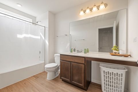 Tiny photo for 3001 Semple Way, Mundelein, IL 60060 (MLS # 12602422)