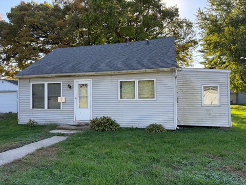 Photo of 4120 6th Street, Rock Island, IL 61201 (MLS # 12787624)