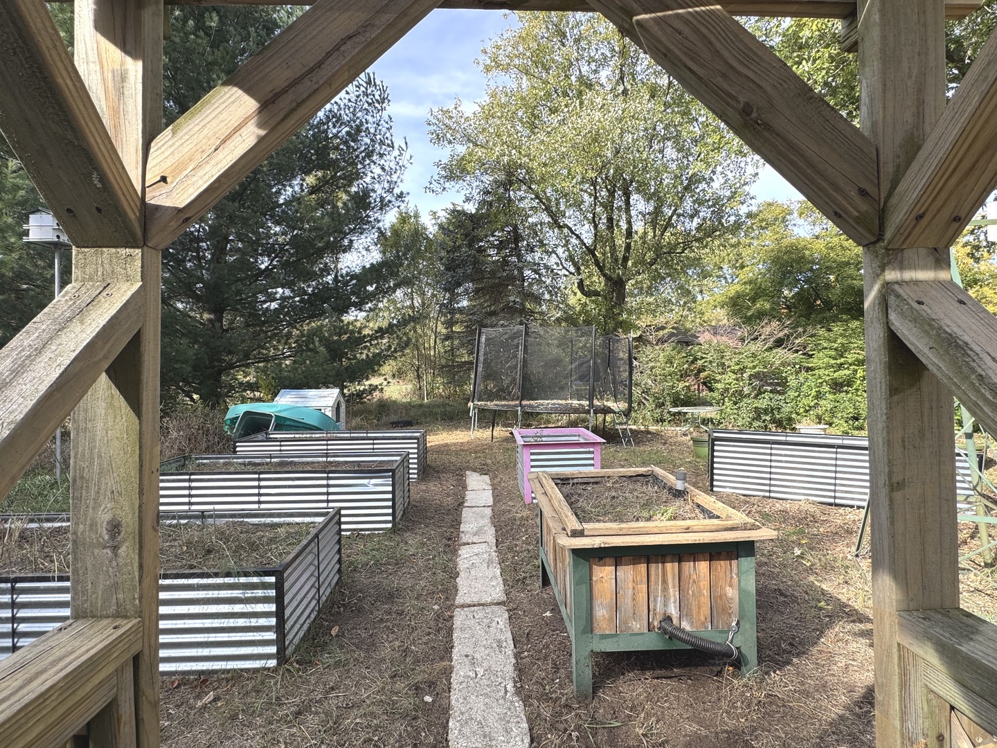 St. Anne, Illinois 60964, United States, 3 Bedrooms Bedrooms, ,2 BathroomsBathrooms,Residential,Active,234282