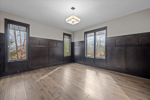 Tiny photo for 25 Clay Court, Lake Bluff, IL 60044 (MLS # 12566205)