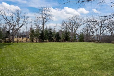 Tiny photo for 25 Clay Court, Lake Bluff, IL 60044 (MLS # 12566205)