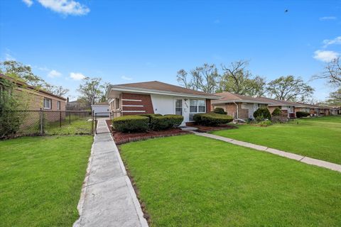 Tiny photo for 14728 Kenwood Avenue, Dolton, IL 60419 (MLS # 12500680)