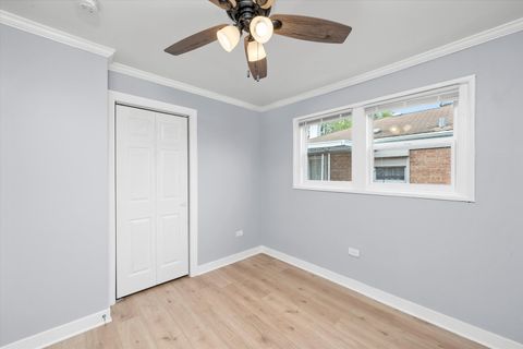 Tiny photo for 14728 Kenwood Avenue, Dolton, IL 60419 (MLS # 12500680)