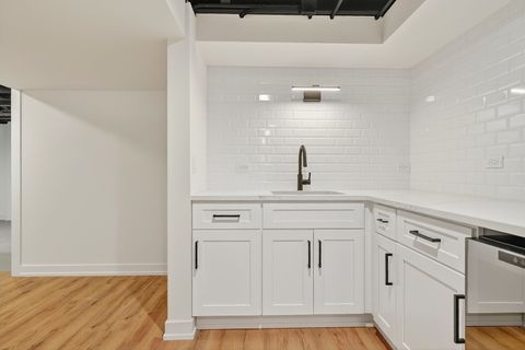 Tiny photo for 1237 N Ridge Avenue, Arlington Heights, IL 60004 (MLS # 12488955)