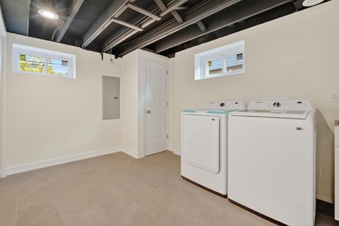 Tiny photo for 1237 N Ridge Avenue, Arlington Heights, IL 60004 (MLS # 12488955)