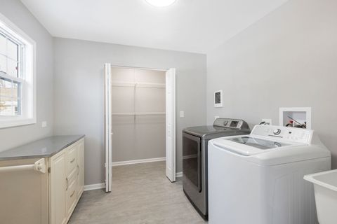 Tiny photo for 1041 Wimbledon Drive, Island Lake, IL 60042 (MLS # 12550977)