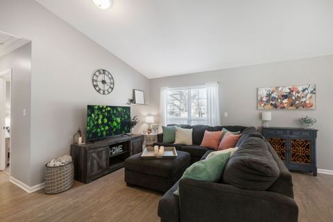 Tiny photo for 1041 Wimbledon Drive, Island Lake, IL 60042 (MLS # 12550977)