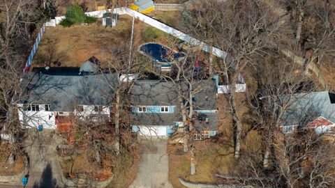 Tiny photo for 1221 20th Ave Way, East Moline, IL 61244 (MLS # 12546081)