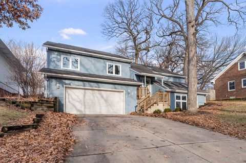 Tiny photo for 1221 20th Ave Way, East Moline, IL 61244 (MLS # 12546081)