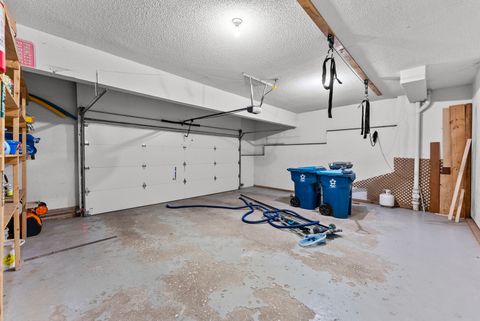 Tiny photo for 1221 20th Ave Way, East Moline, IL 61244 (MLS # 12546081)