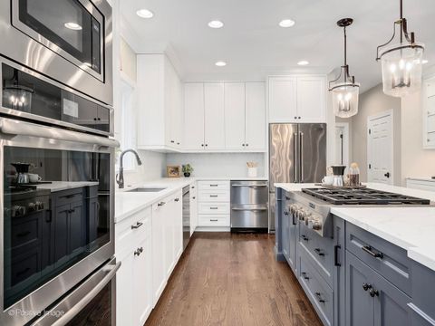 Tiny photo for 4636 Lawn Avenue, Western Springs, IL 60558 (MLS # 12578403)