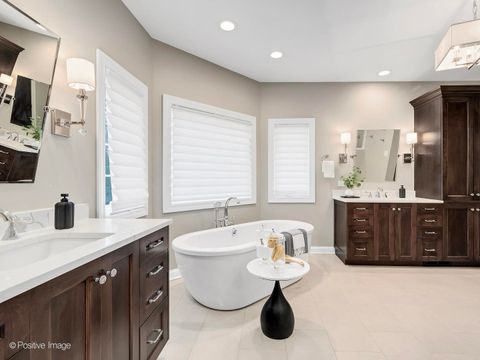 Tiny photo for 4636 Lawn Avenue, Western Springs, IL 60558 (MLS # 12578403)