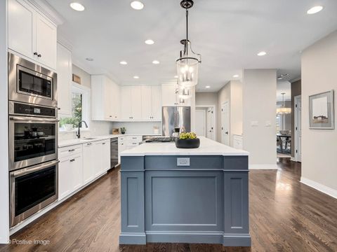 Tiny photo for 4636 Lawn Avenue, Western Springs, IL 60558 (MLS # 12578403)