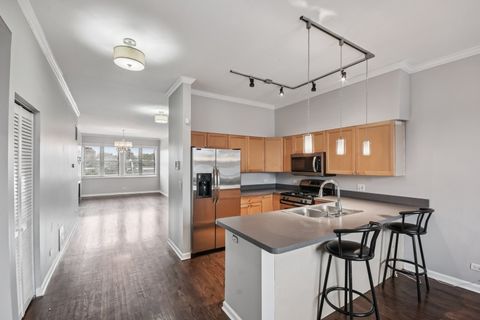 Tiny photo for 4511 S Lake Park Avenue #3S, Chicago, IL 60653 (MLS # 12495676)