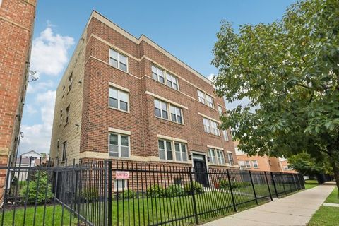 Tiny photo for 4511 S Lake Park Avenue #3S, Chicago, IL 60653 (MLS # 12495676)