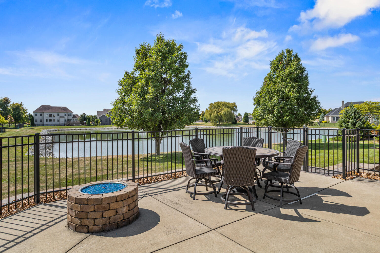 5021 Chestnut Grove Drive