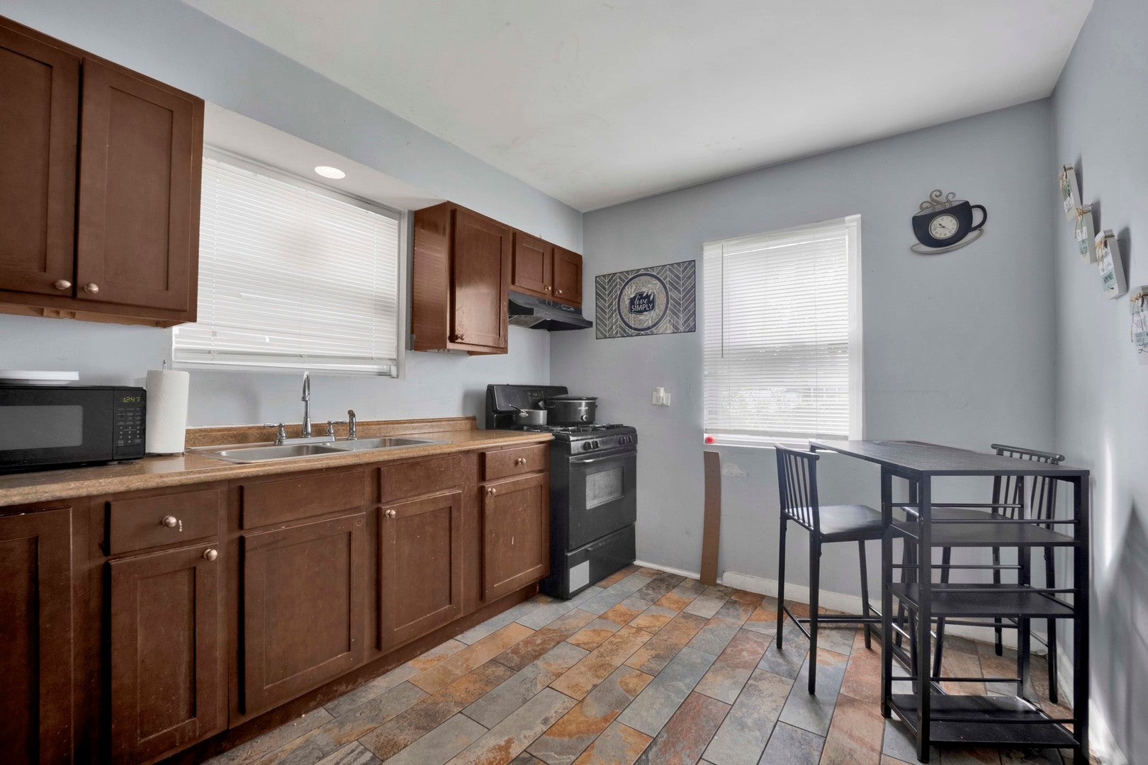 321 W 104th Street