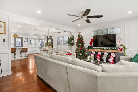 Tiny photo for 4018 N Francisco Avenue, Chicago, IL 60618 (MLS # 12533610)