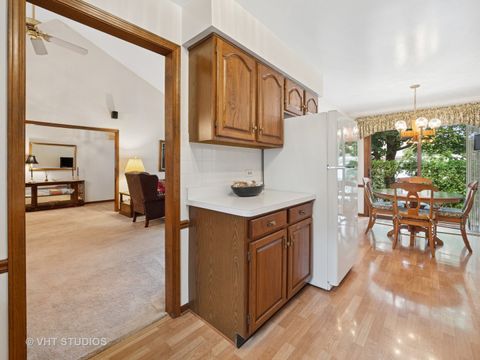 Tiny photo for 1427 Shire Circle, Inverness, IL 60067 (MLS # 12434477)