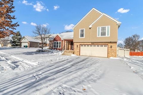 Tiny photo for 307 Orchard Lane, Bloomingdale, IL 60108 (MLS # 12529930)