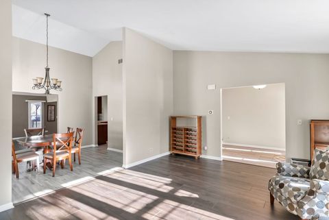 Tiny photo for 307 Orchard Lane, Bloomingdale, IL 60108 (MLS # 12529930)