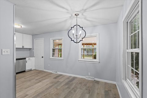 Tiny photo for 842 N Walnut Street, Monticello, IL 61856 (MLS # 12490500)