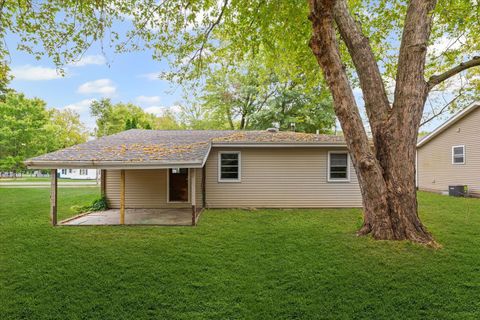 Tiny photo for 842 N Walnut Street, Monticello, IL 61856 (MLS # 12490500)