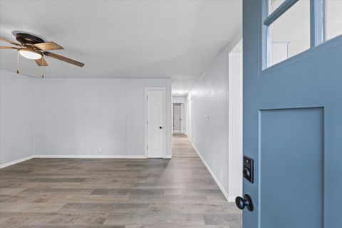 Tiny photo for 842 N Walnut Street, Monticello, IL 61856 (MLS # 12490500)