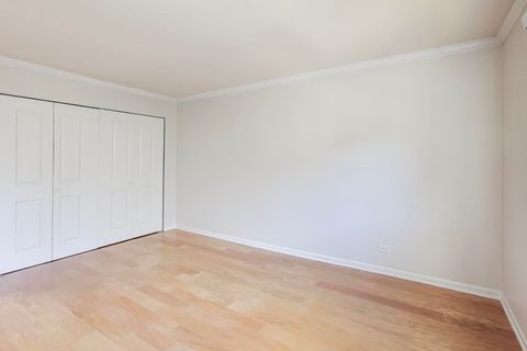 Tiny photo for 121 S Vail Avenue #403, Arlington Heights, IL 60005 (MLS # 12490748)