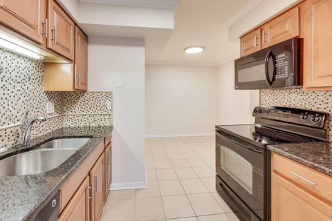 Tiny photo for 121 S Vail Avenue #403, Arlington Heights, IL 60005 (MLS # 12490748)