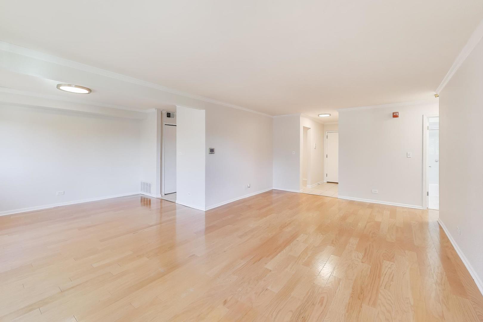 121 S Vail Avenue 403