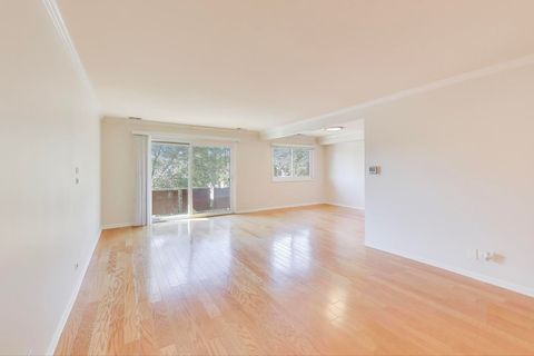 Tiny photo for 121 S Vail Avenue #403, Arlington Heights, IL 60005 (MLS # 12490748)