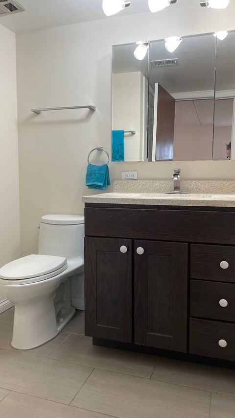 Tiny photo for 6221 N Niagara Avenue #401, Chicago, IL 60631 (MLS # 12487976)
