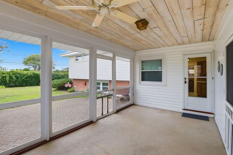 Tiny photo for Park Ridge, IL 60068 (MLS # 12676642)
