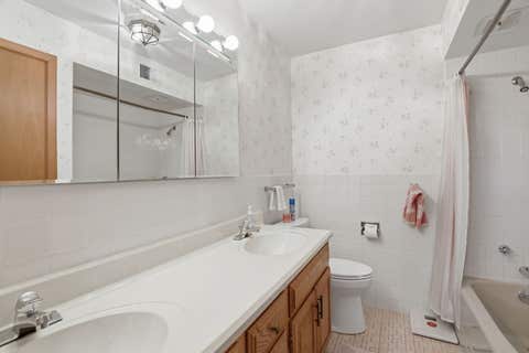 Tiny photo for Park Ridge, IL 60068 (MLS # 12676642)