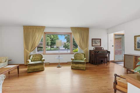 Tiny photo for Park Ridge, IL 60068 (MLS # 12676642)
