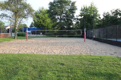 Tiny photo for 2578 Crestview Drive, Aurora, IL 60502 (MLS # 12410276)