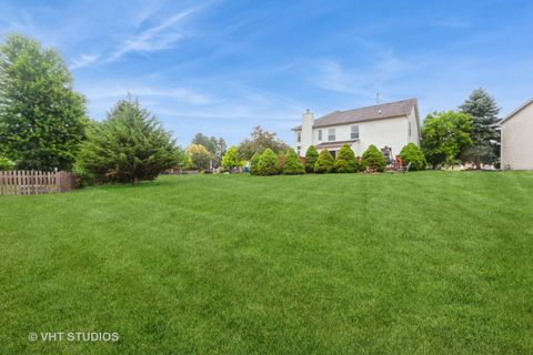 Tiny photo for 2578 Crestview Drive, Aurora, IL 60502 (MLS # 12410276)
