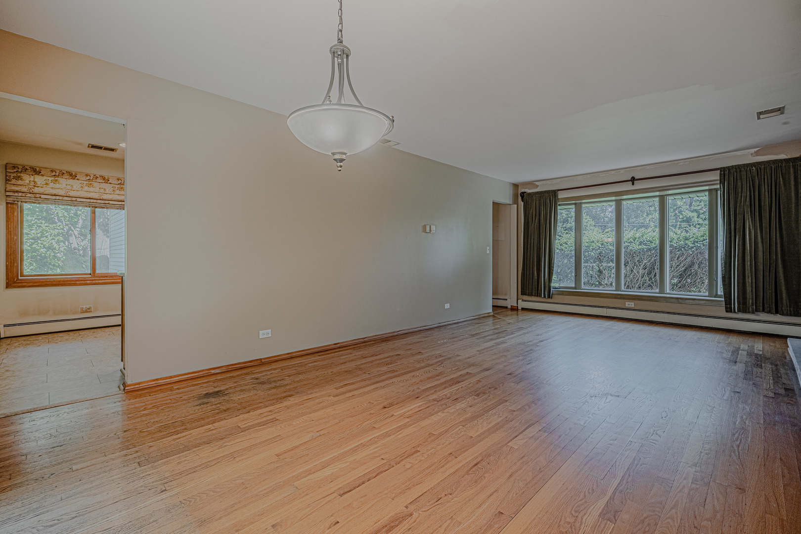 23313 W Hillcrest Drive