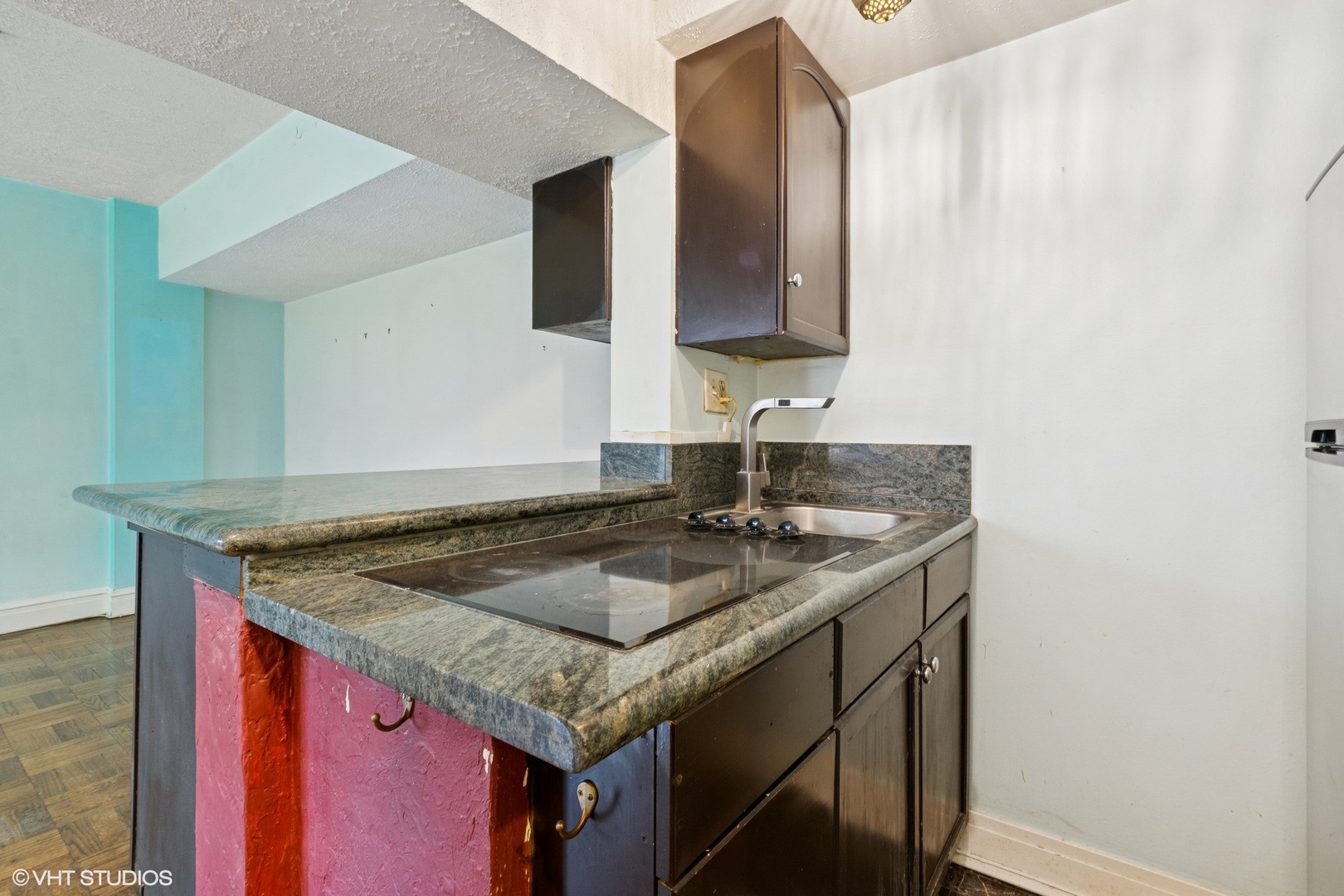 5056 N Marine Drive 1C